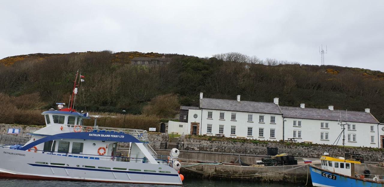 מלון באליקאסל Manor House Rathlin Island מראה חיצוני תמונה
