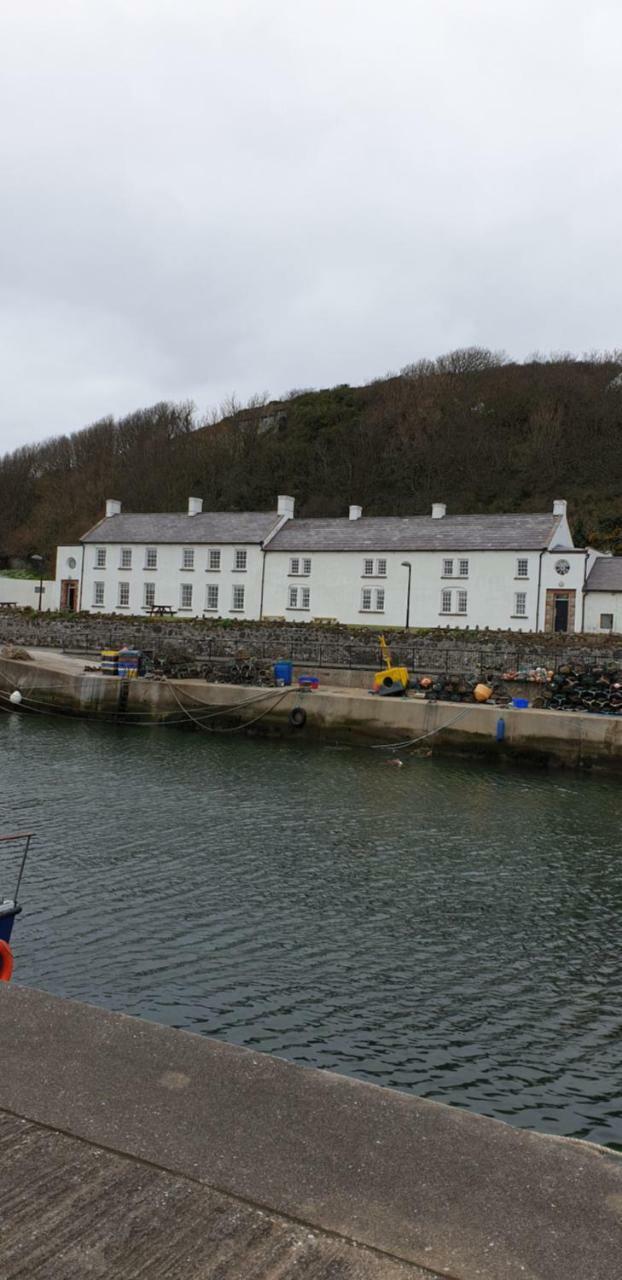 מלון באליקאסל Manor House Rathlin Island מראה חיצוני תמונה